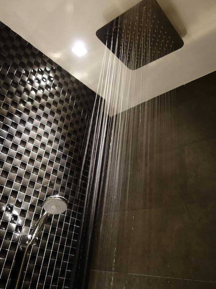 The Restro Hotel Huahin Kültér fotó