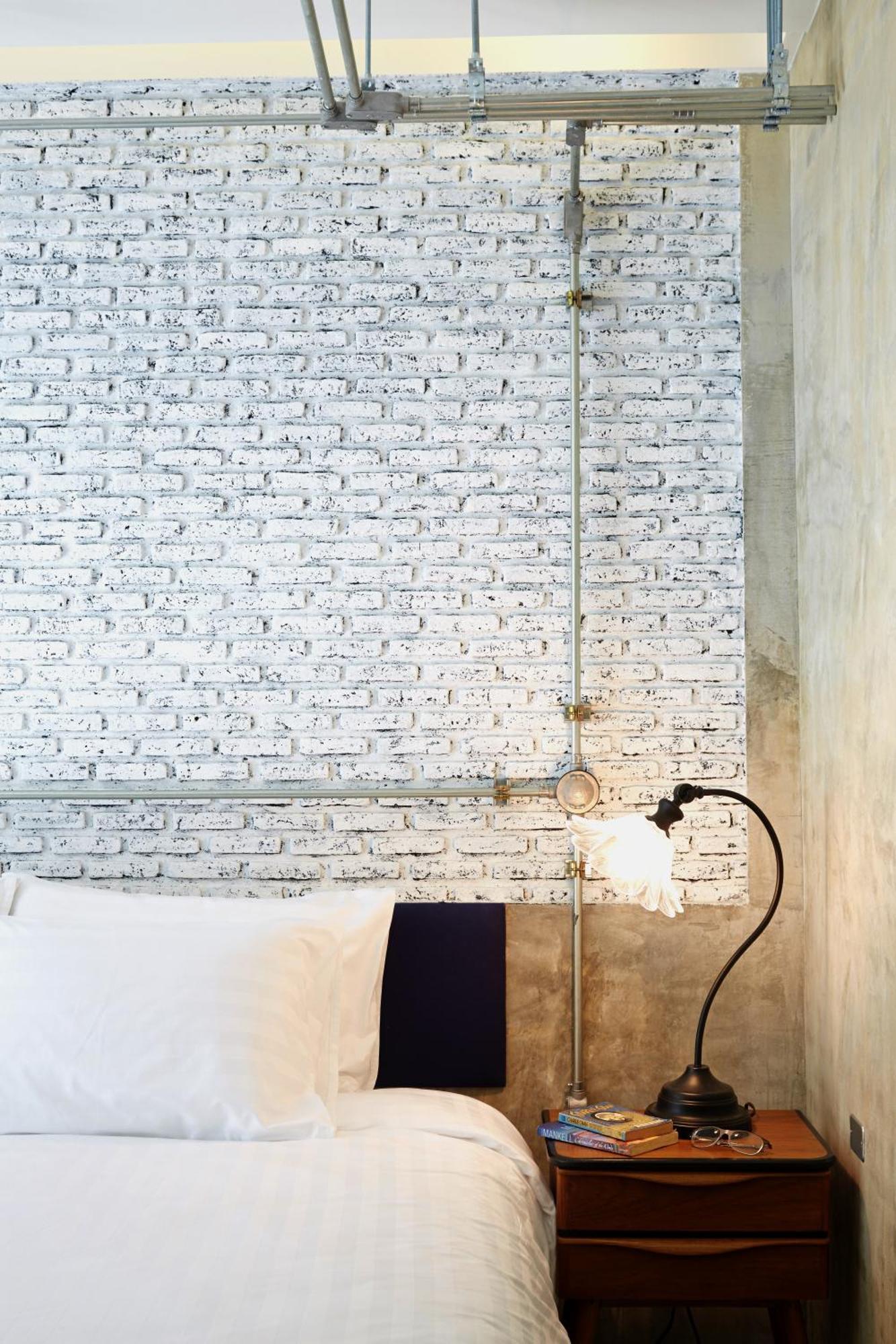 The Restro Hotel Huahin Szoba fotó