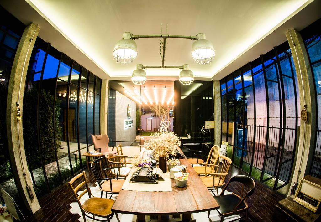 The Restro Hotel Huahin Kültér fotó