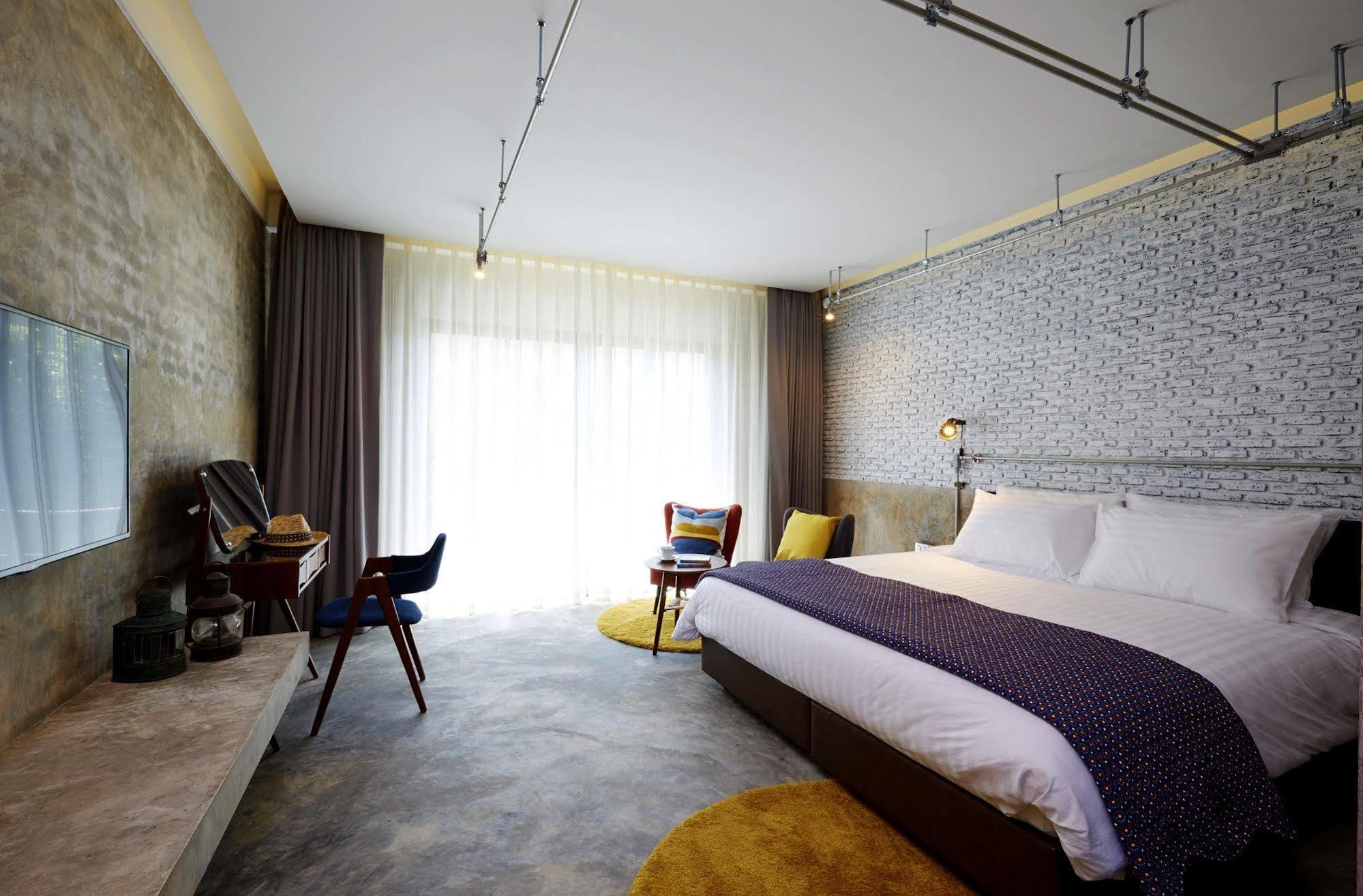 The Restro Hotel Huahin Kültér fotó