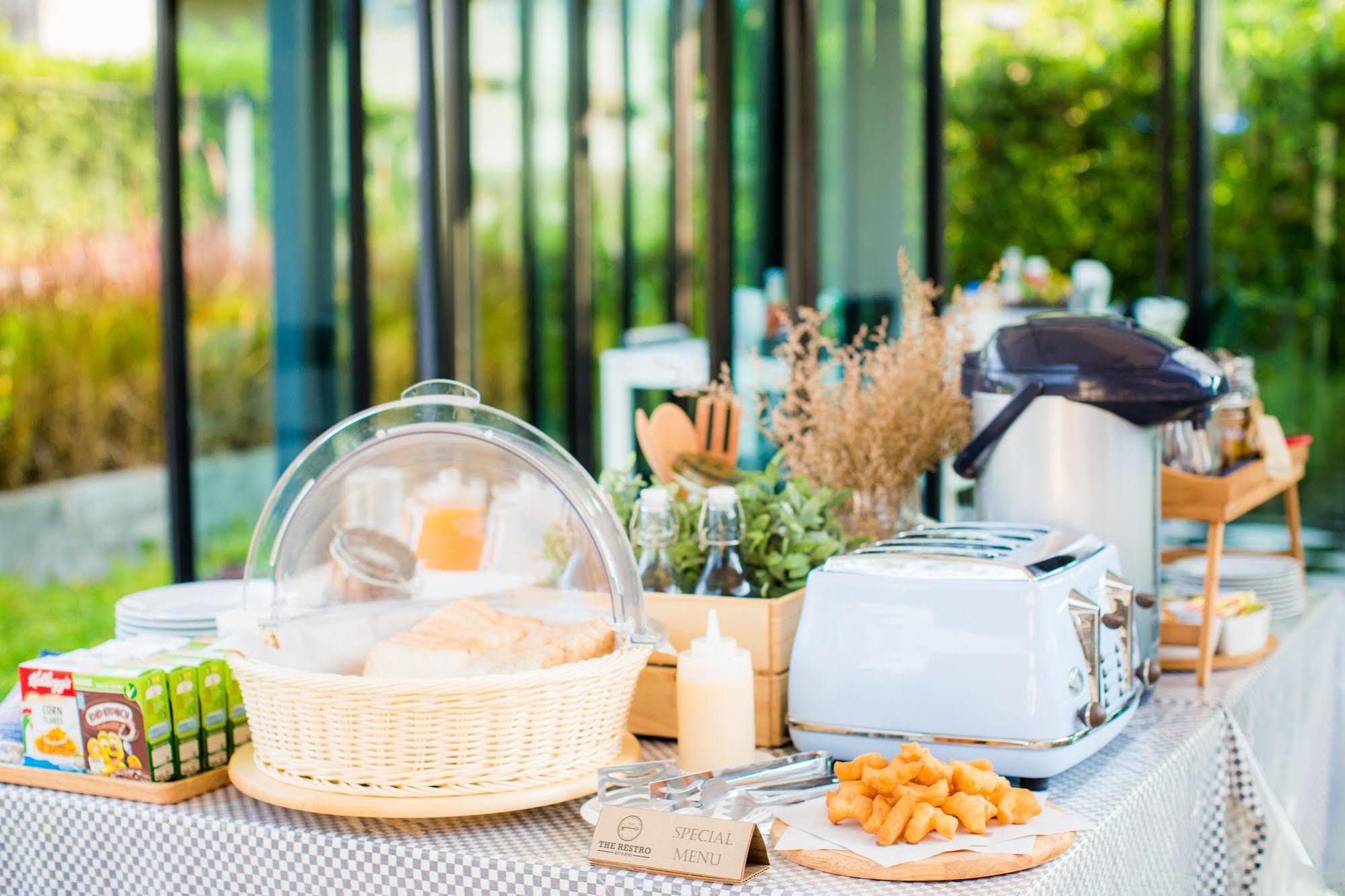 The Restro Hotel Huahin Kültér fotó